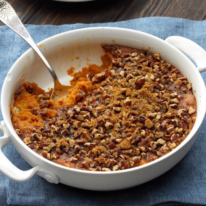 Crumb-Topped Sweet Potato Bake