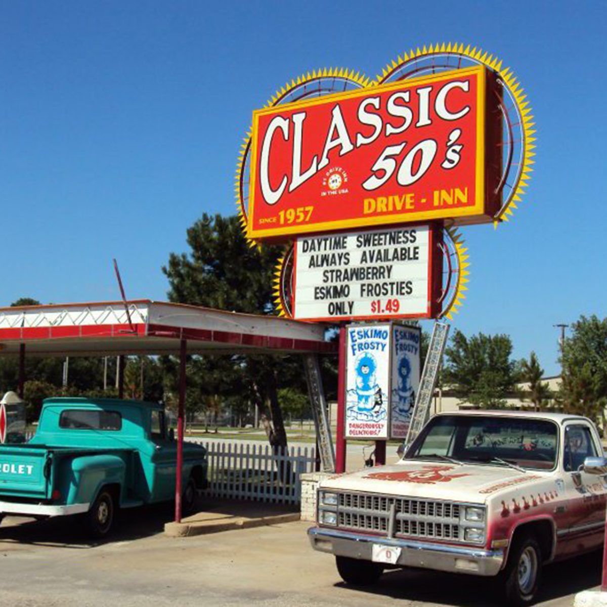 CLASSIC 50'S DRIVE-INN