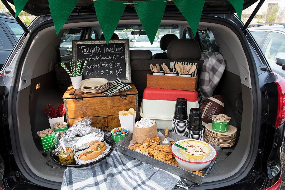 How to Throw a Winning Tailgate Party | Taste of Home