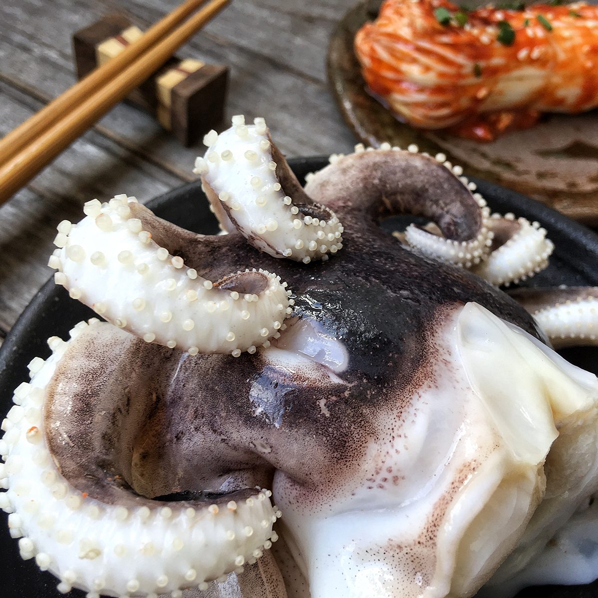 Sannakji octopus korean food