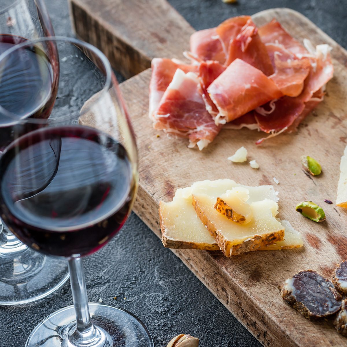 15 Easy Food And Wine Pairings For Your Next Party