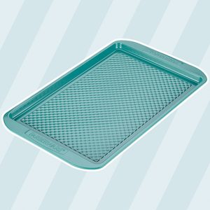 How Do I Clean the Stains Off My Nonstick Baking Sheets?