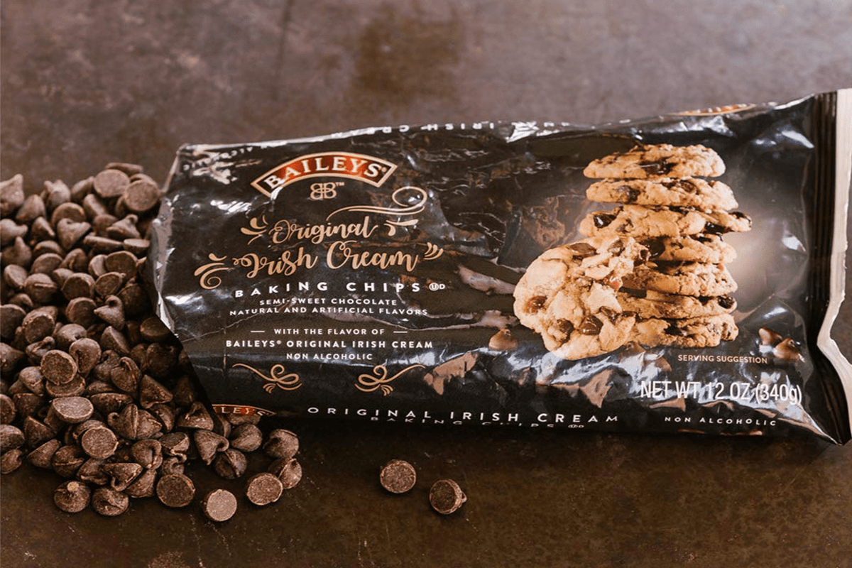 https://www.tasteofhome.com/wp-content/uploads/2019/08/baileys-irish-cream-baking-chips.png