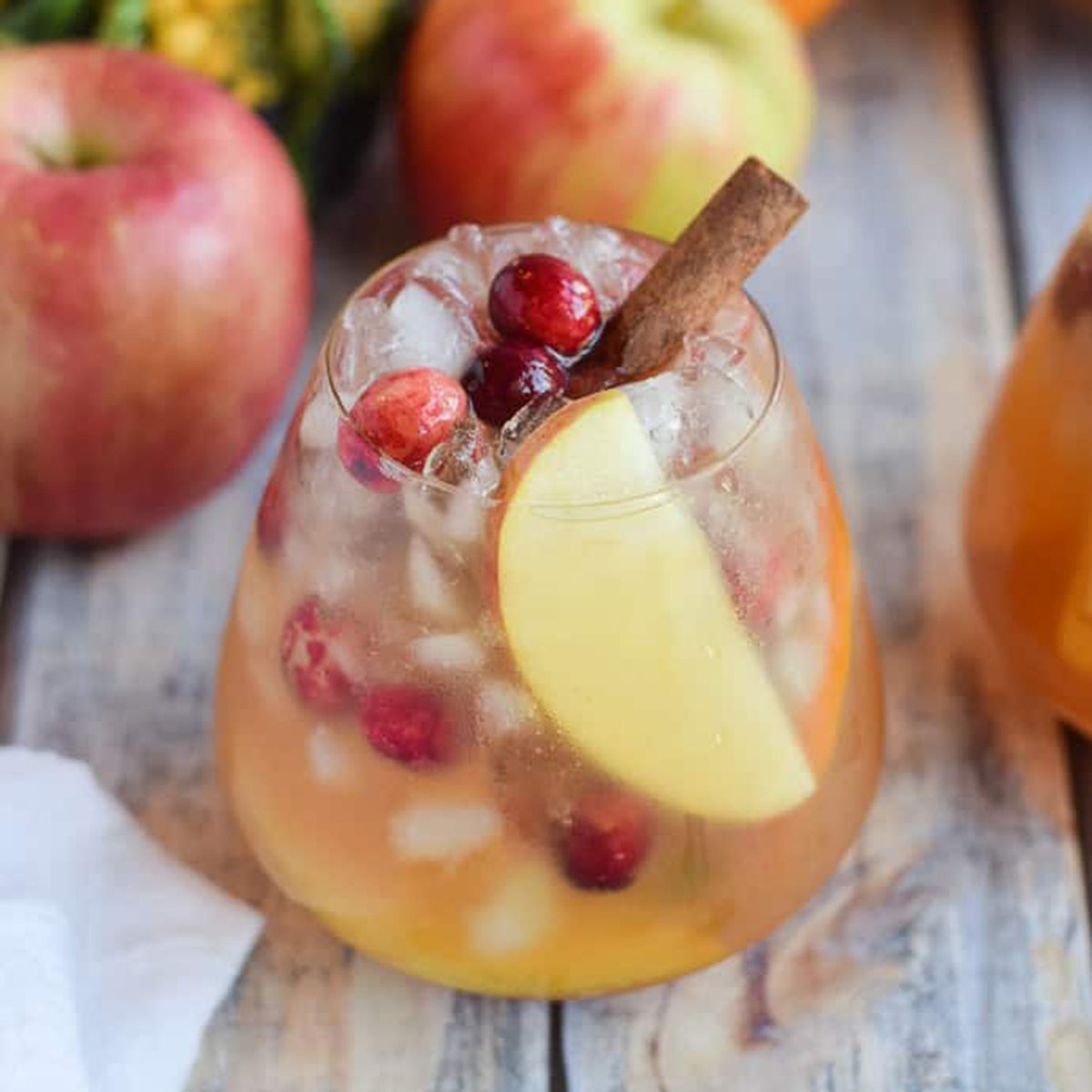 APPLE SANGRIA WITH PUMPKIN