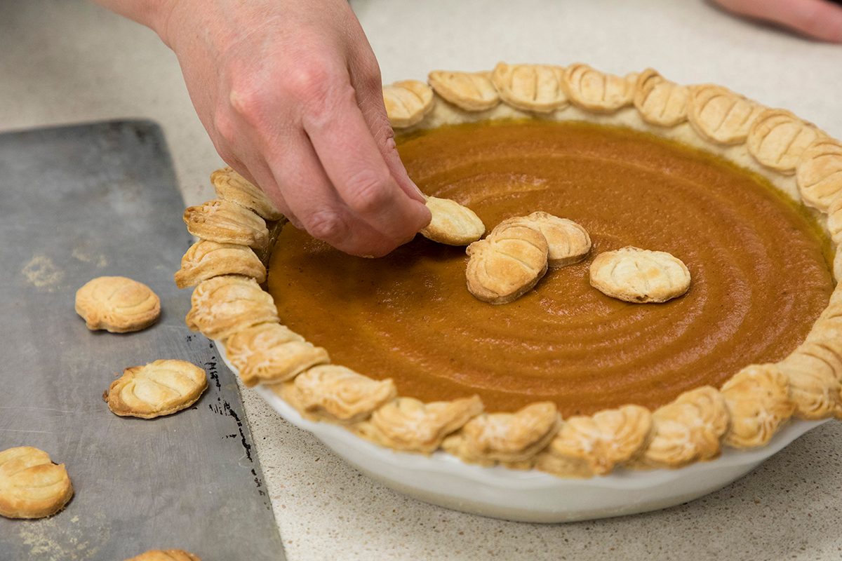 How to Decorate a Pie with Crust Cutters
