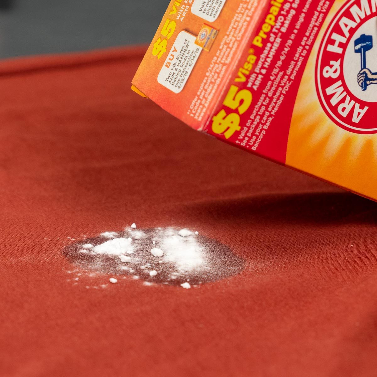 Covering a stain in baking soda