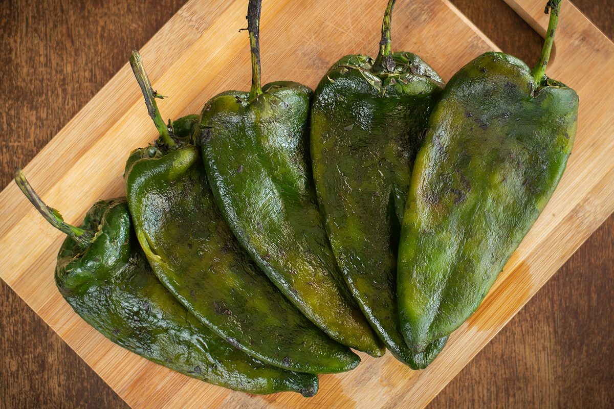 19 Types of Peppers: Cayenne, Habanero, Poblano, and More