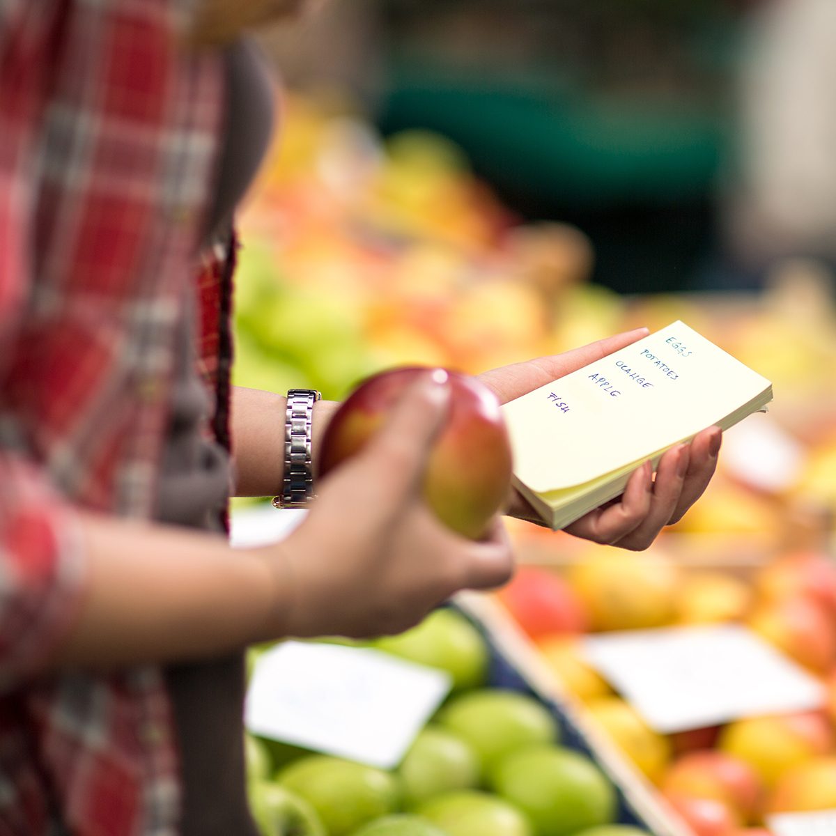 checking list customer at market