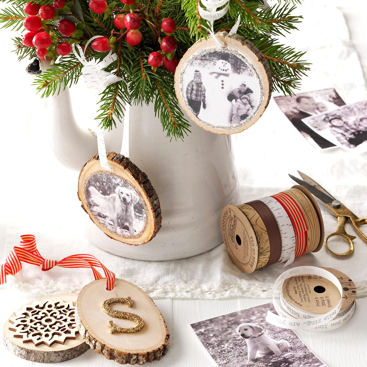 DIY Jingle Bell & Jumbo Glitter Ornaments - Holiday craft - Easy
