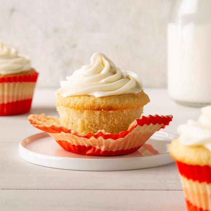 Gluten-Free Vanilla Cupcakes