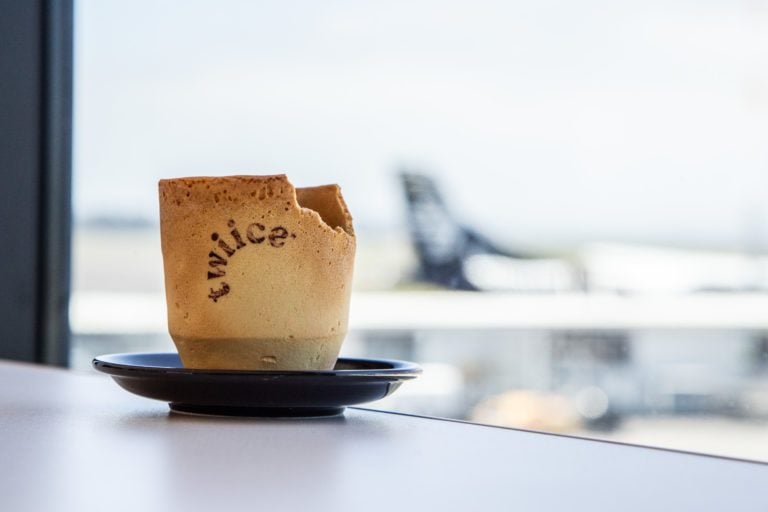 air new zealand edible coffee cups