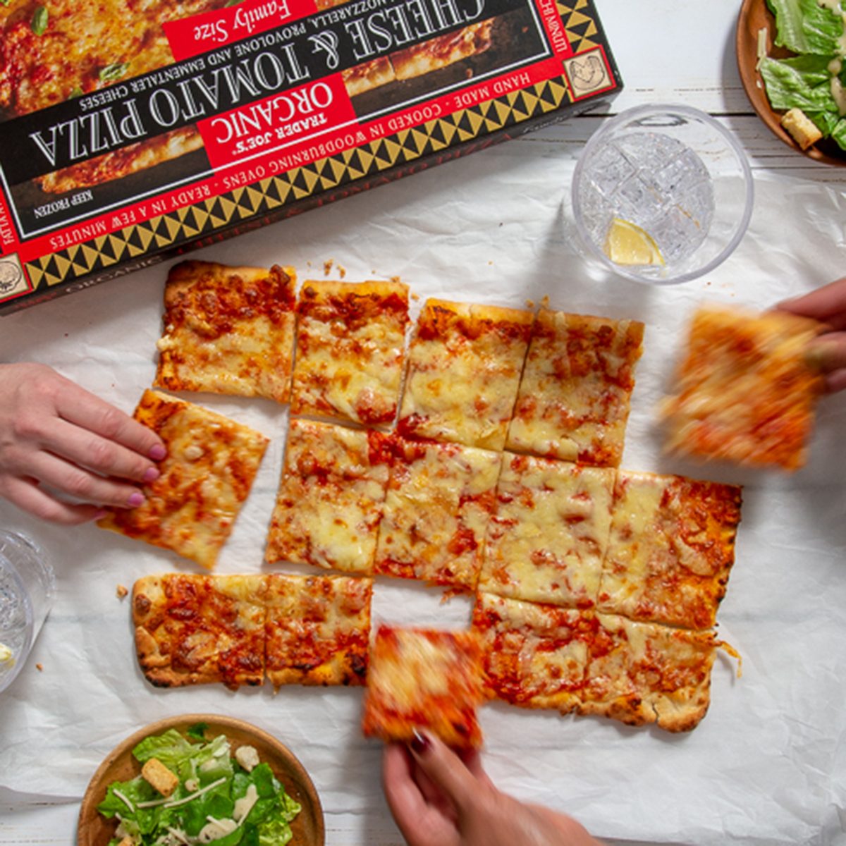 Organic Family Size Cheese & Tomato Pizza