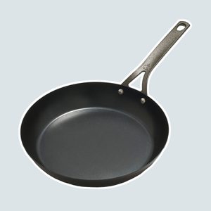 Unboxing & Egg Test: Marquette Castings Carbon Steel Skillet & Cast Iron  Skillet 