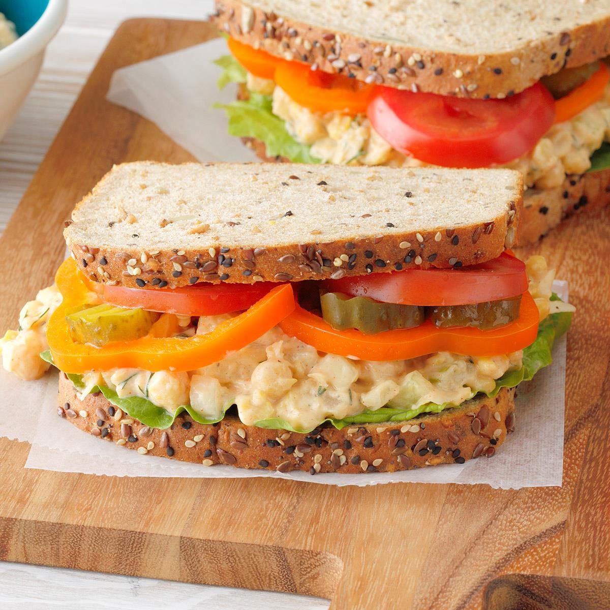 Dilly Chickpea Salad Sandwiches Exps Tohjj20 190103 B02 06 10b 24