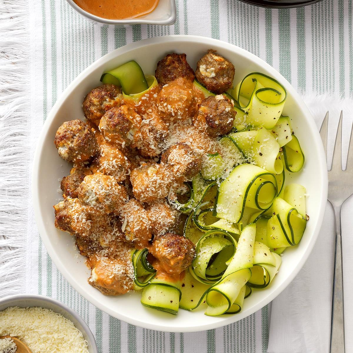 Air Fryer Keto Meatballs Exps Diyd21 246422 B07 08 1b 1