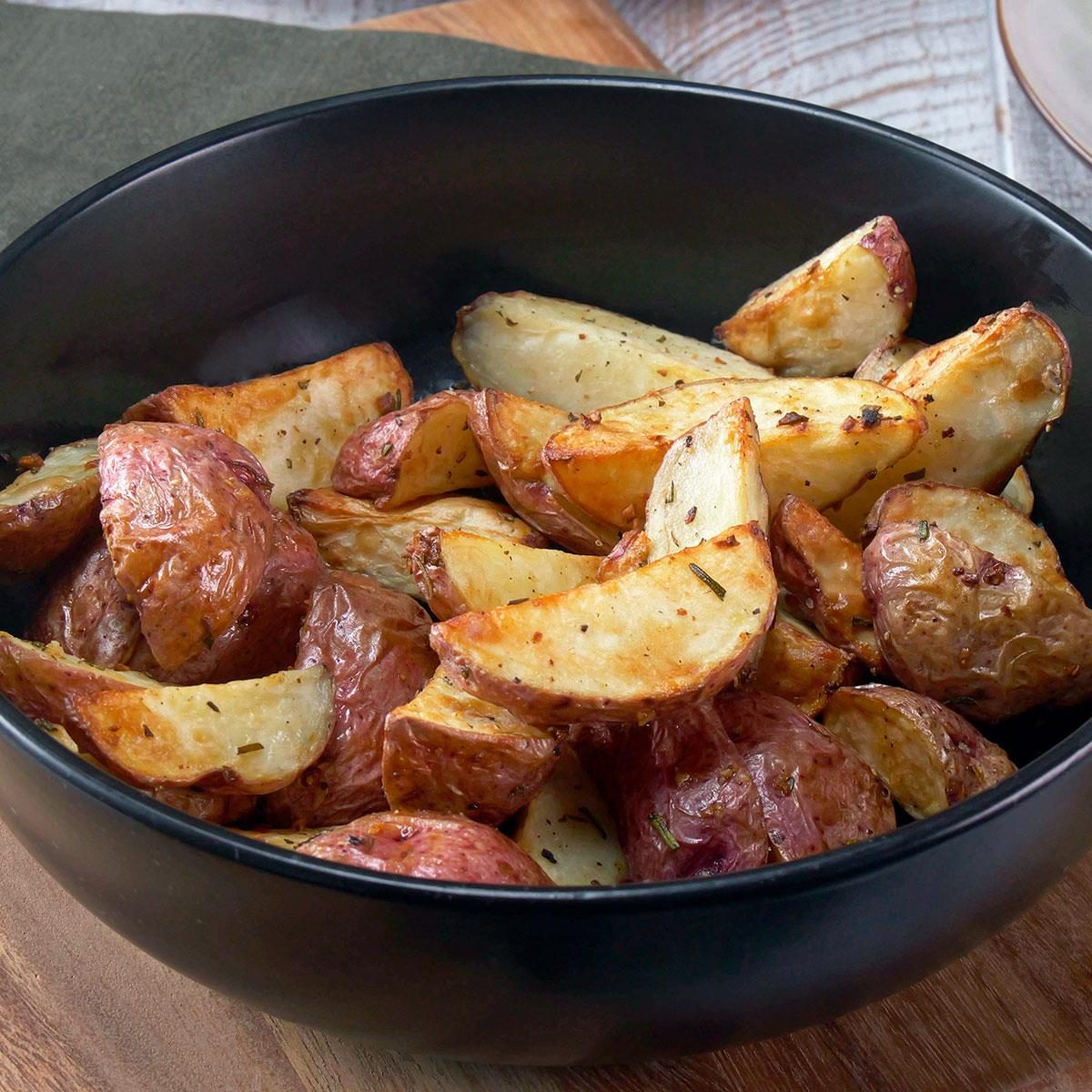 Air-Fryer Red Potatoes Recipe: How to Make It