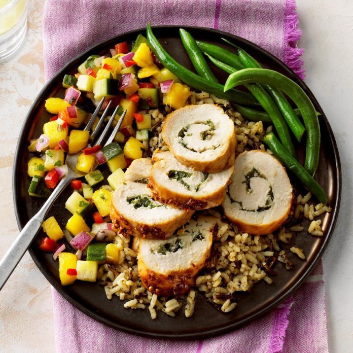 Basil Chicken Spirals with Mango Salsa