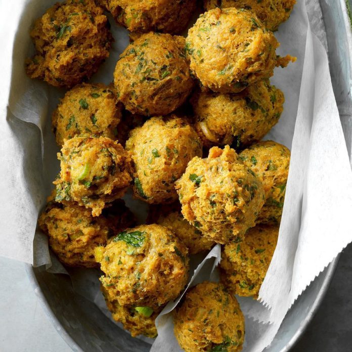 Air-Fryer Chickpea Fritters with Sweet-Spicy Sauce