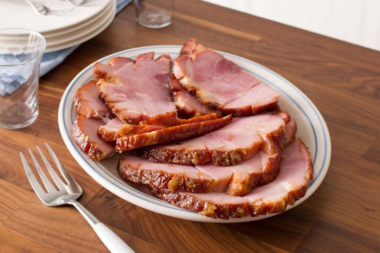 How to Cook a Ham the Easy Way (Recipe Included!) Taste of Home