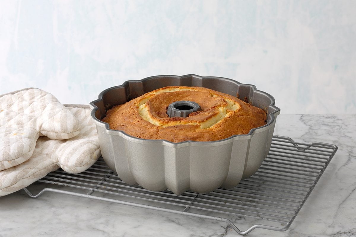 Bundt Cake Pan, Perfect for Bundt Cakes, Die Cast Aluminum, Cake