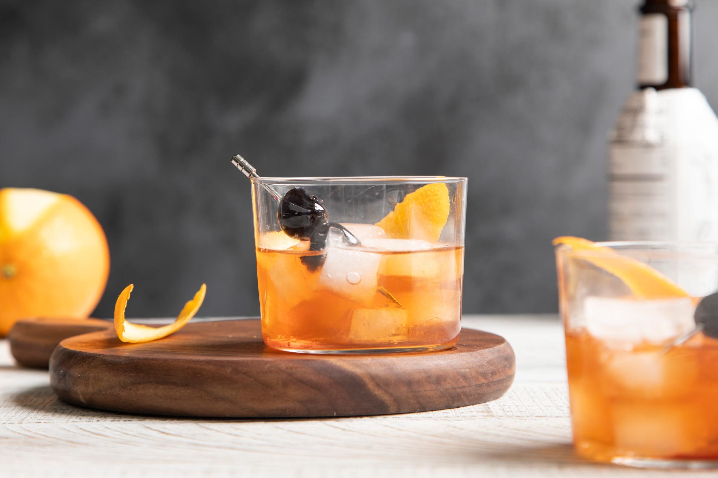C)old Fashioned cocktail