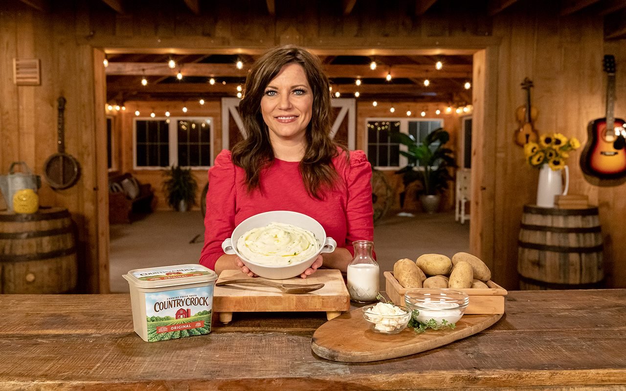 Martina McBride Shared Her Recipe for Kansas Creamy Mashed Potatoes