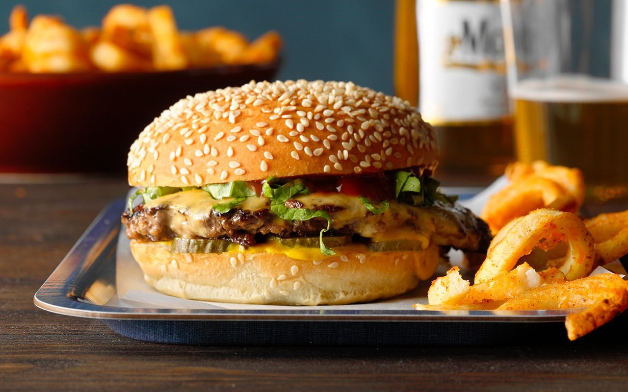 Cheeseburger, fries and a beer