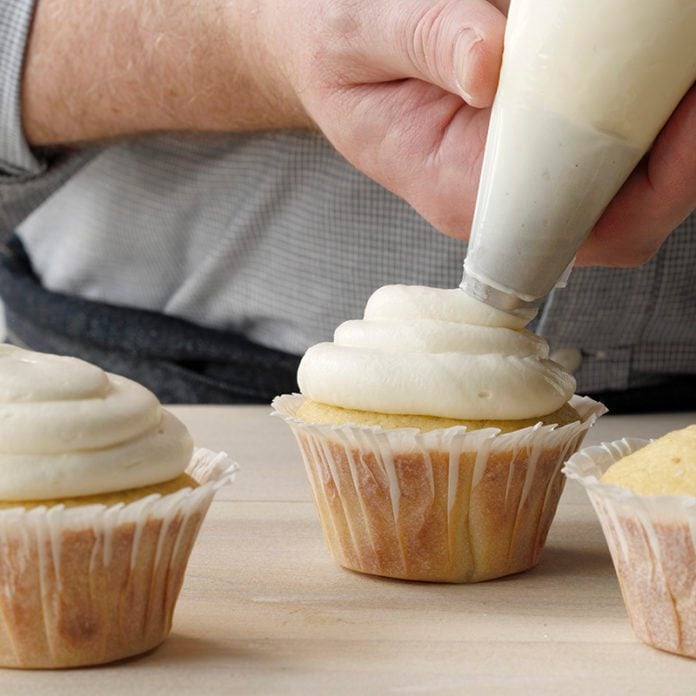 January Bakeable Challenge: Vanilla Bean Cupcakes