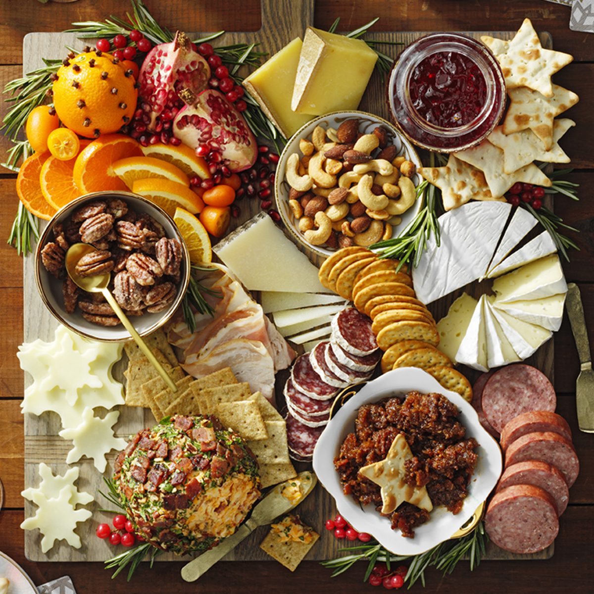 How to Make a Holiday Cheese Board | Taste of Home