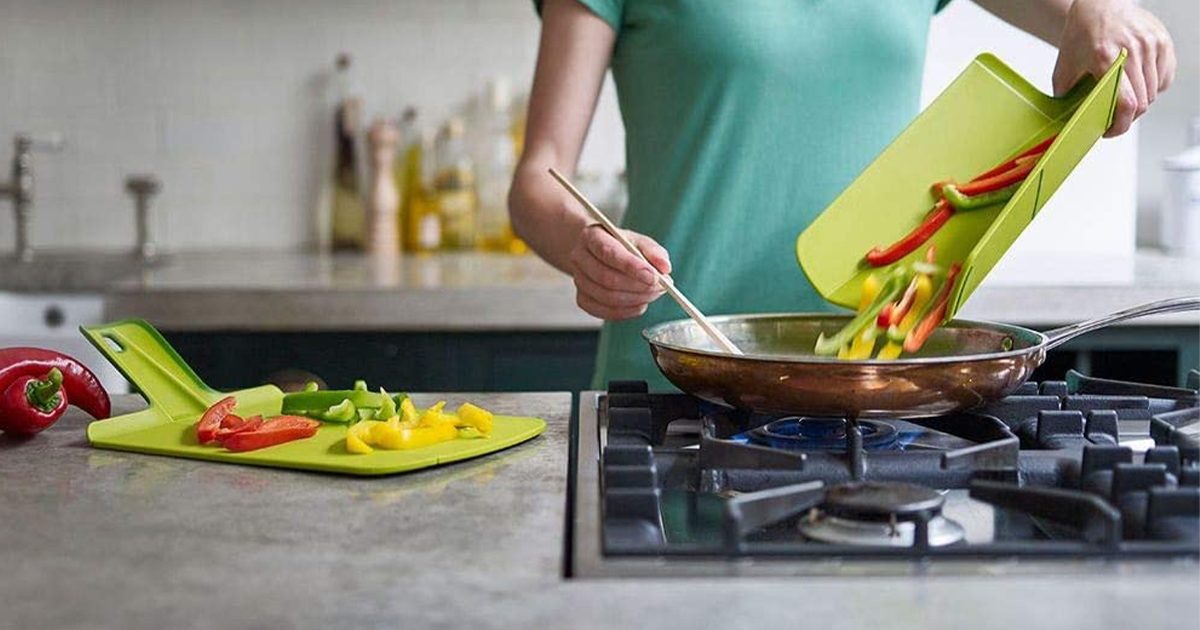 Kitchen Gadget of the Week: Joseph Joseph Edge Dish Brush