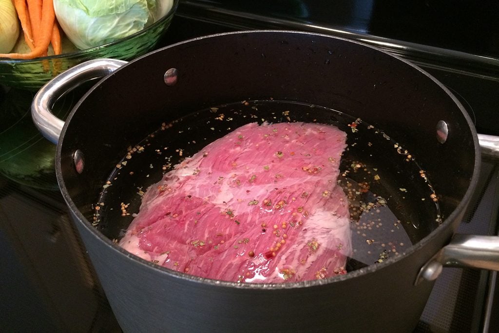 How Long Does It Take to Cook a 6 Pound Corned Beef Coleman Sheming