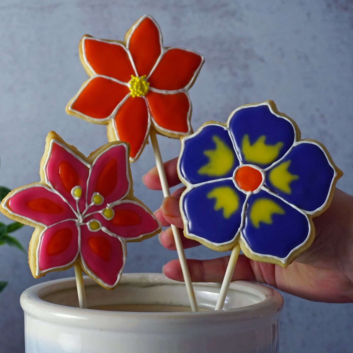 Arrange the bouquet how to make a cookie bouquet