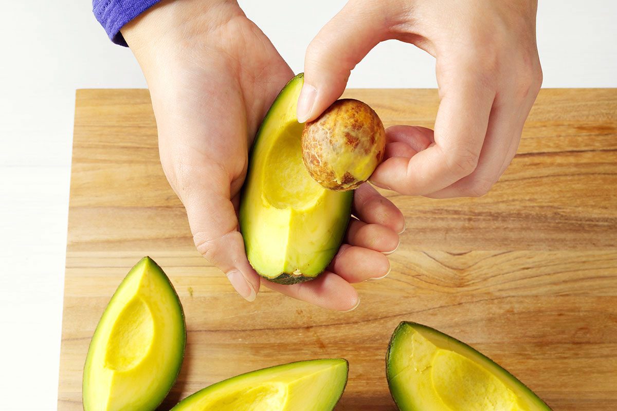 How To Cut An Avocado Like A Chef