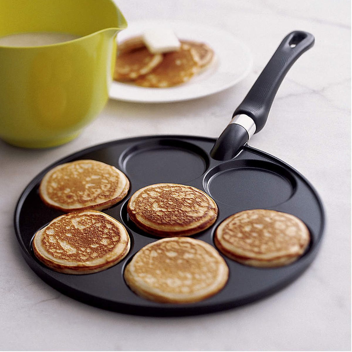 17 Best Pancake Tools You Need for Weekend Breakfasts