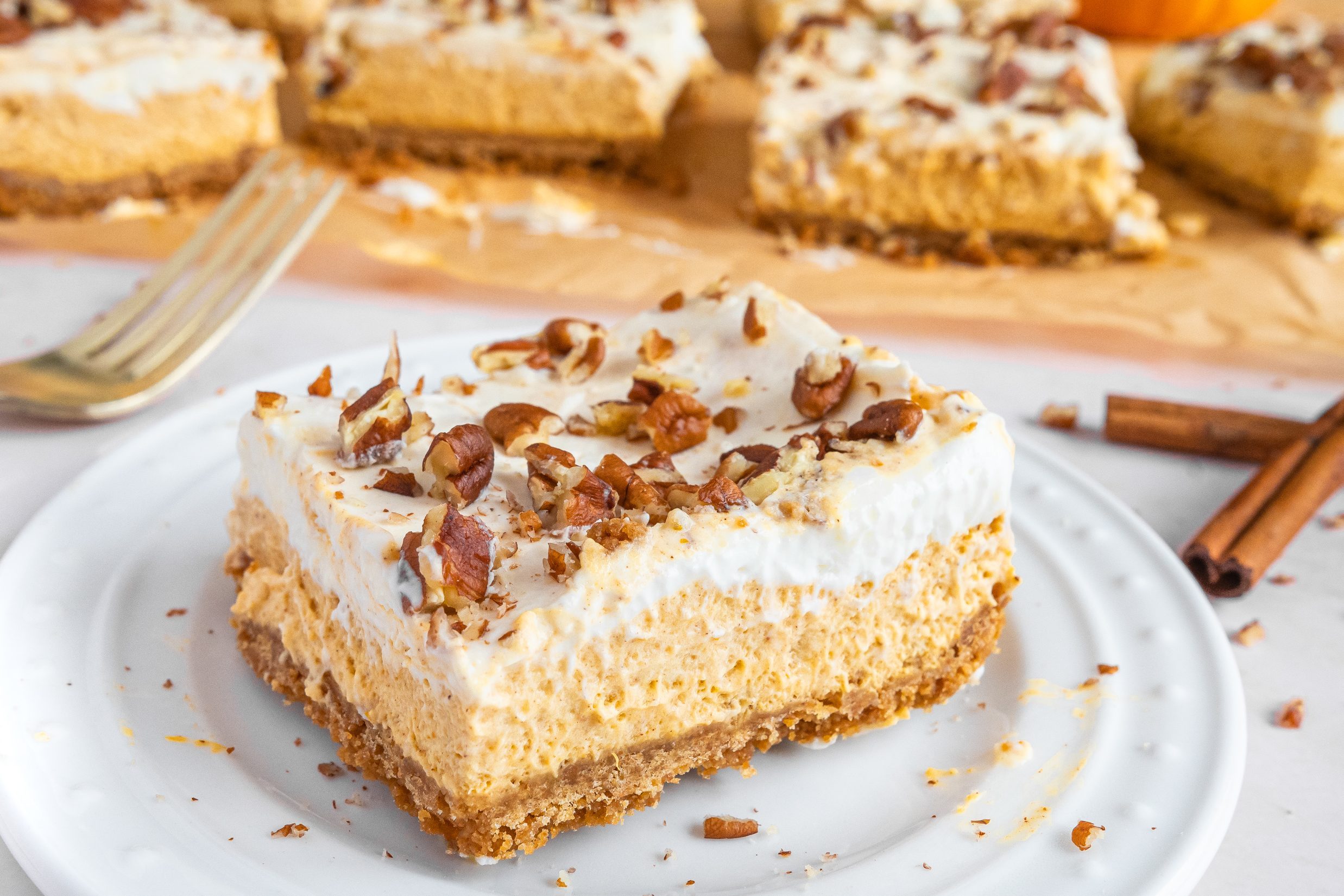 finished pumpkin cream cheese bar on plate