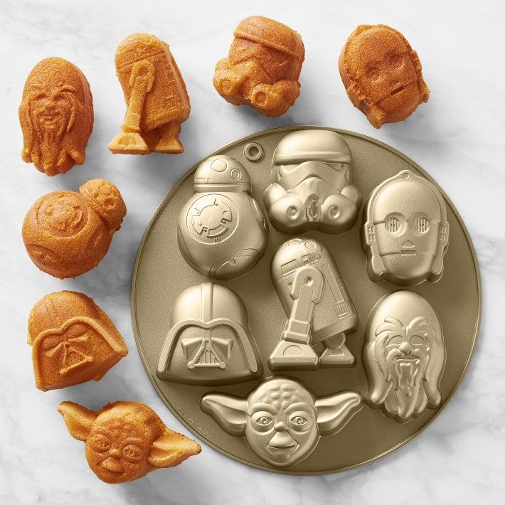 Gifts for Foodie Star Wars Fans - 4 Hats and Frugal