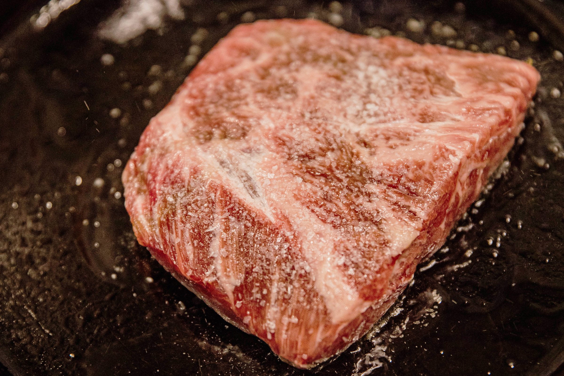 Pro tip: if you're searing a steak, lay a heavy pan on top for max surface  area contact : r/steak