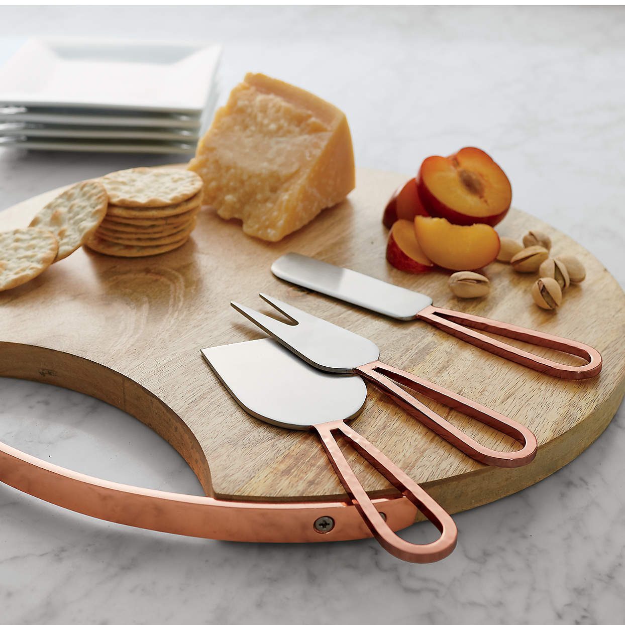 The Ultimate Guide to Cheese Knives: Types, How To Use, Features
