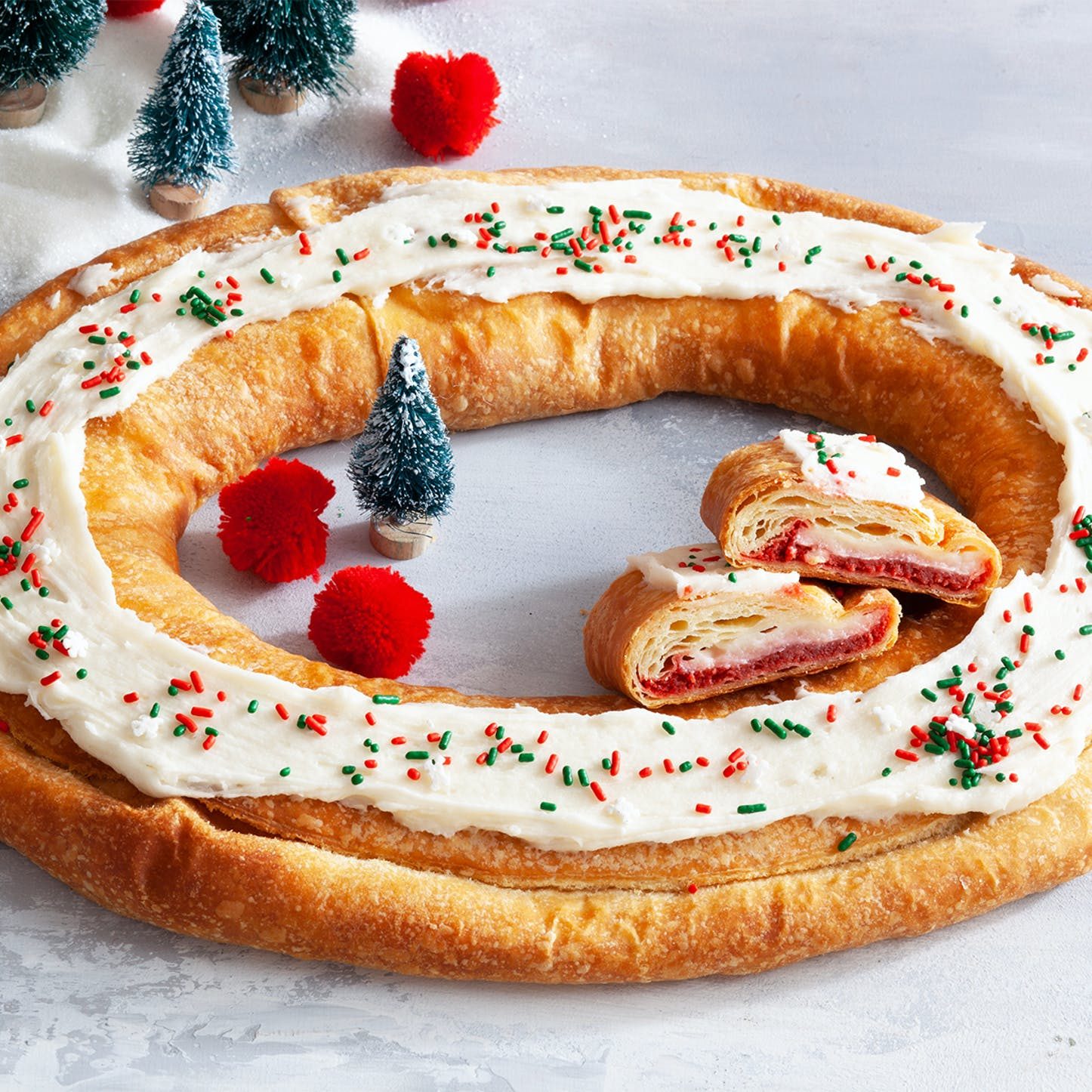 https://www.tasteofhome.com/wp-content/uploads/2021/12/OH-Danish-Bakery-Santas-Secret-Christmas-Kringle-ecomm-via-goldbelly.com_.jpg?fit=700%2C700