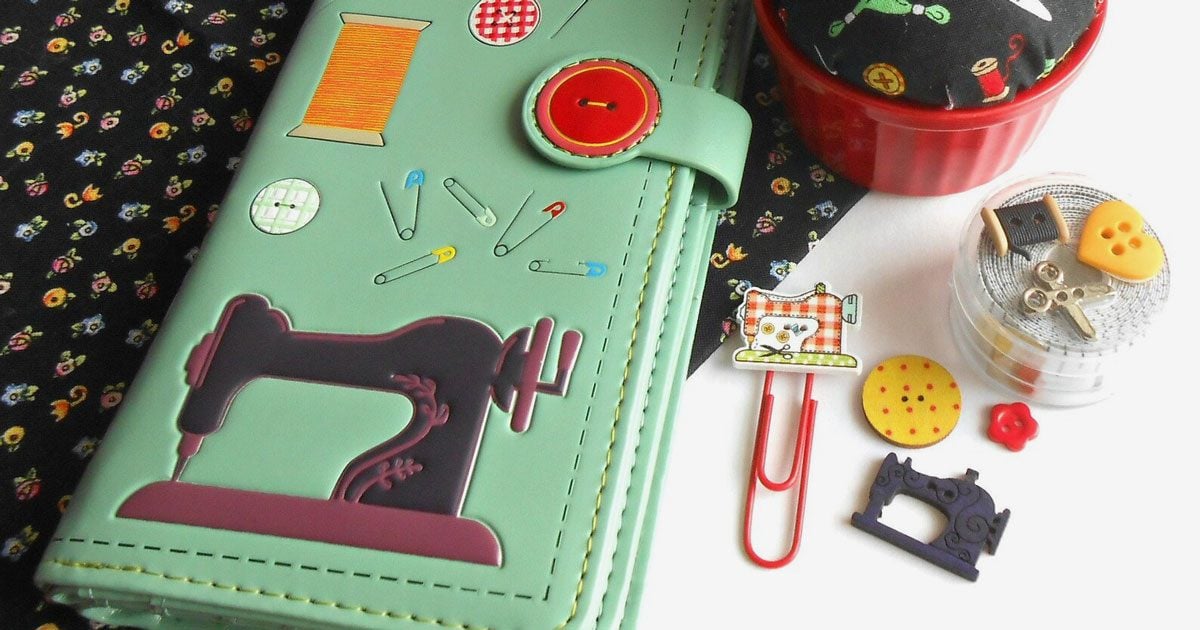 Cute Spools Sewing Pins Package