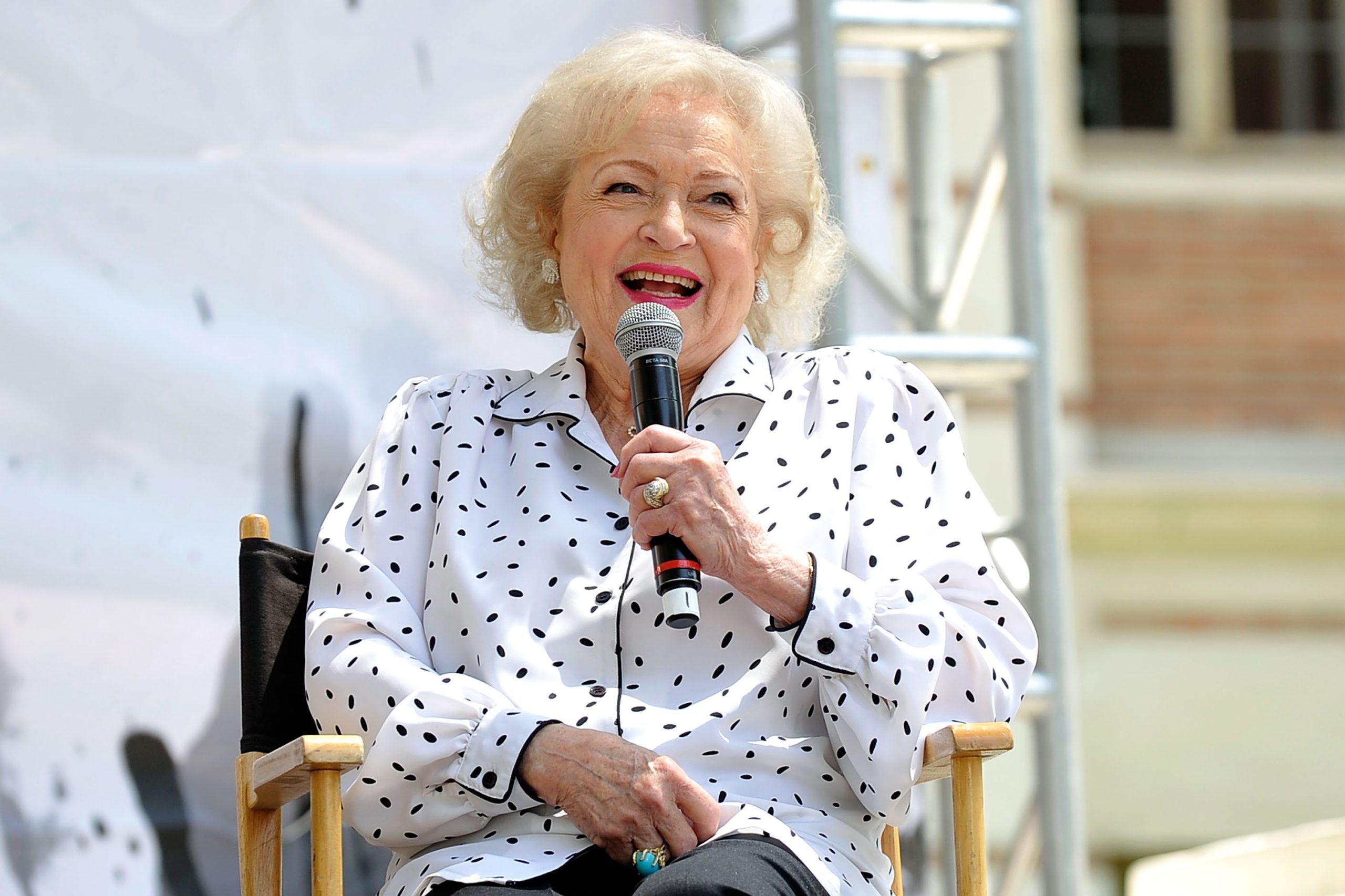 Betty White speaks at day 2 of the 17th Annual Los Angeles Times Festival of Books