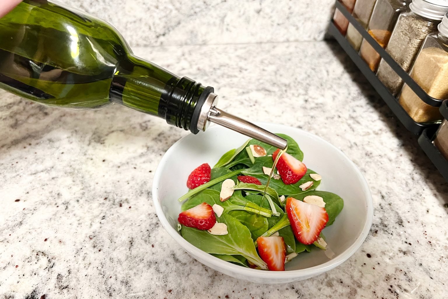 The Best Olive Oil Dispenser Bottle According To 16000 Amazon Reviews 