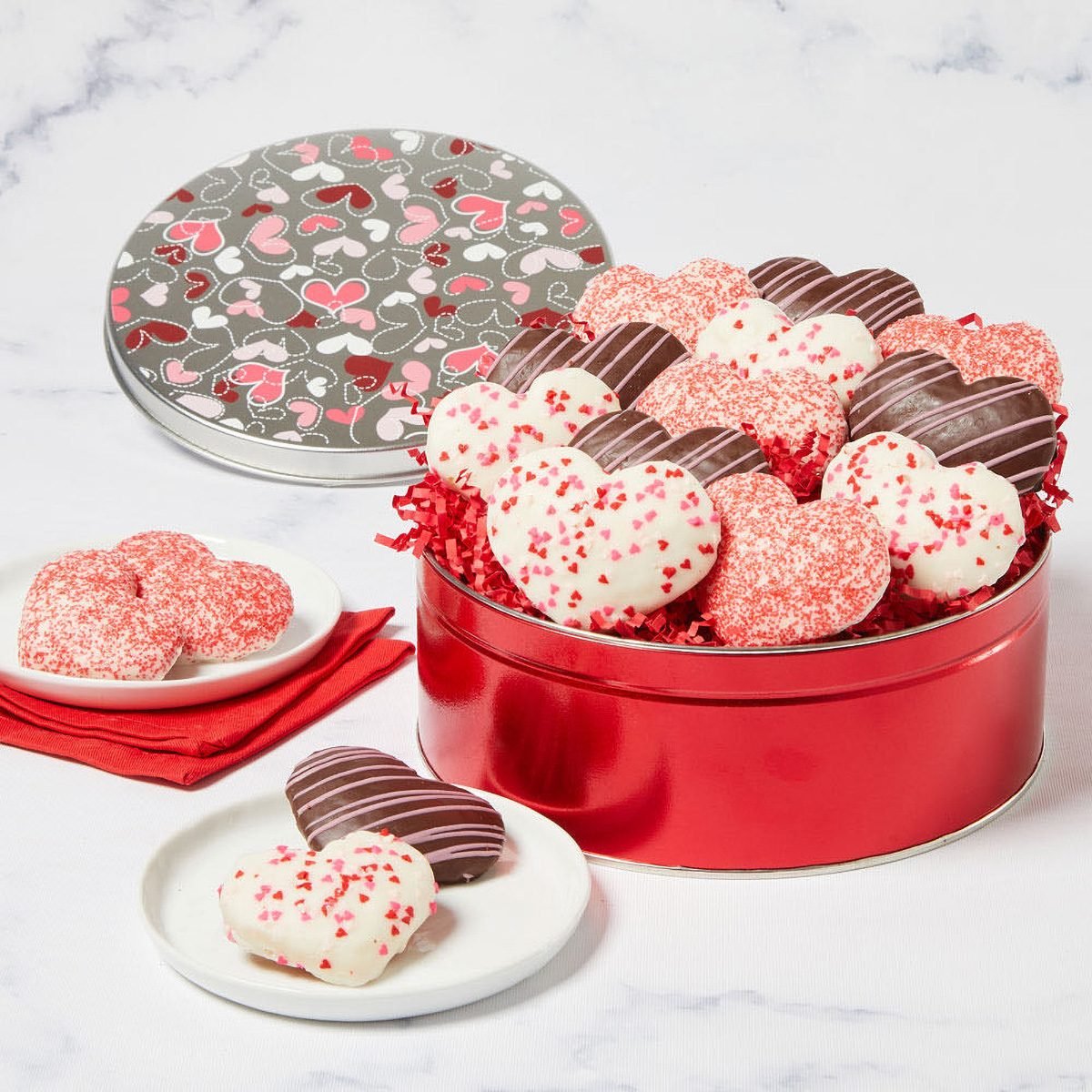 https://www.tasteofhome.com/wp-content/uploads/2022/01/bake-me-a-wish-heart-shaped-cookie-tin-via-bakemeawish.com-ecomm.jpg