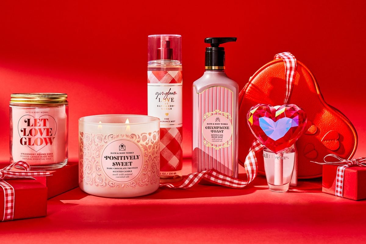 Valentine's Day 2022 Light-Up Candles Are Here