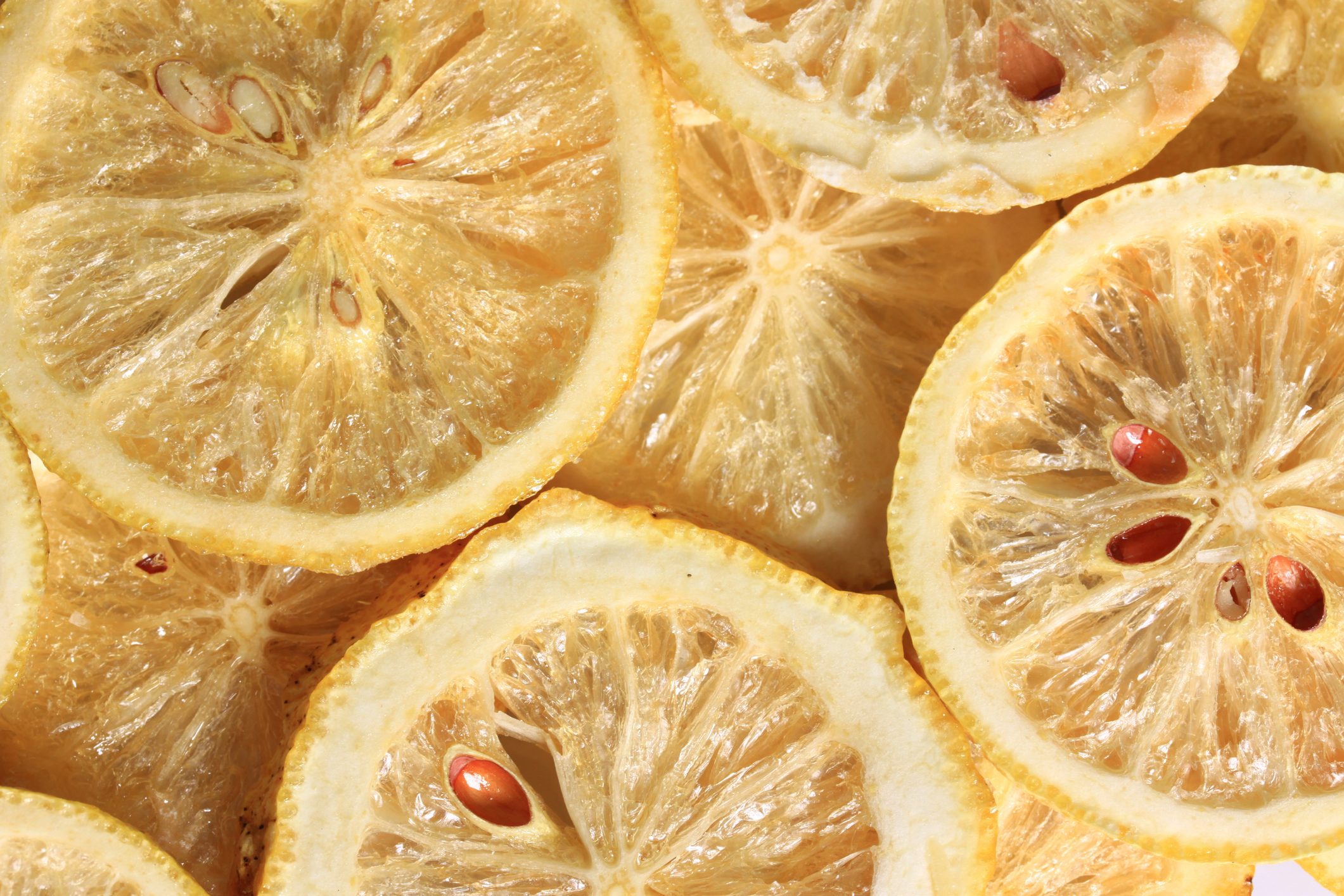 How to Substitute Orange Zest for Lemon Zest