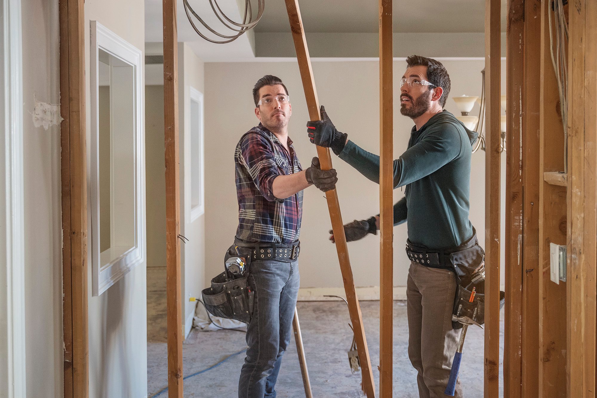 Who Are The Property Brothers 12 Surprising Facts About Them   HPBFH109 OPTIONS L1060551 V01 JM LO RES 