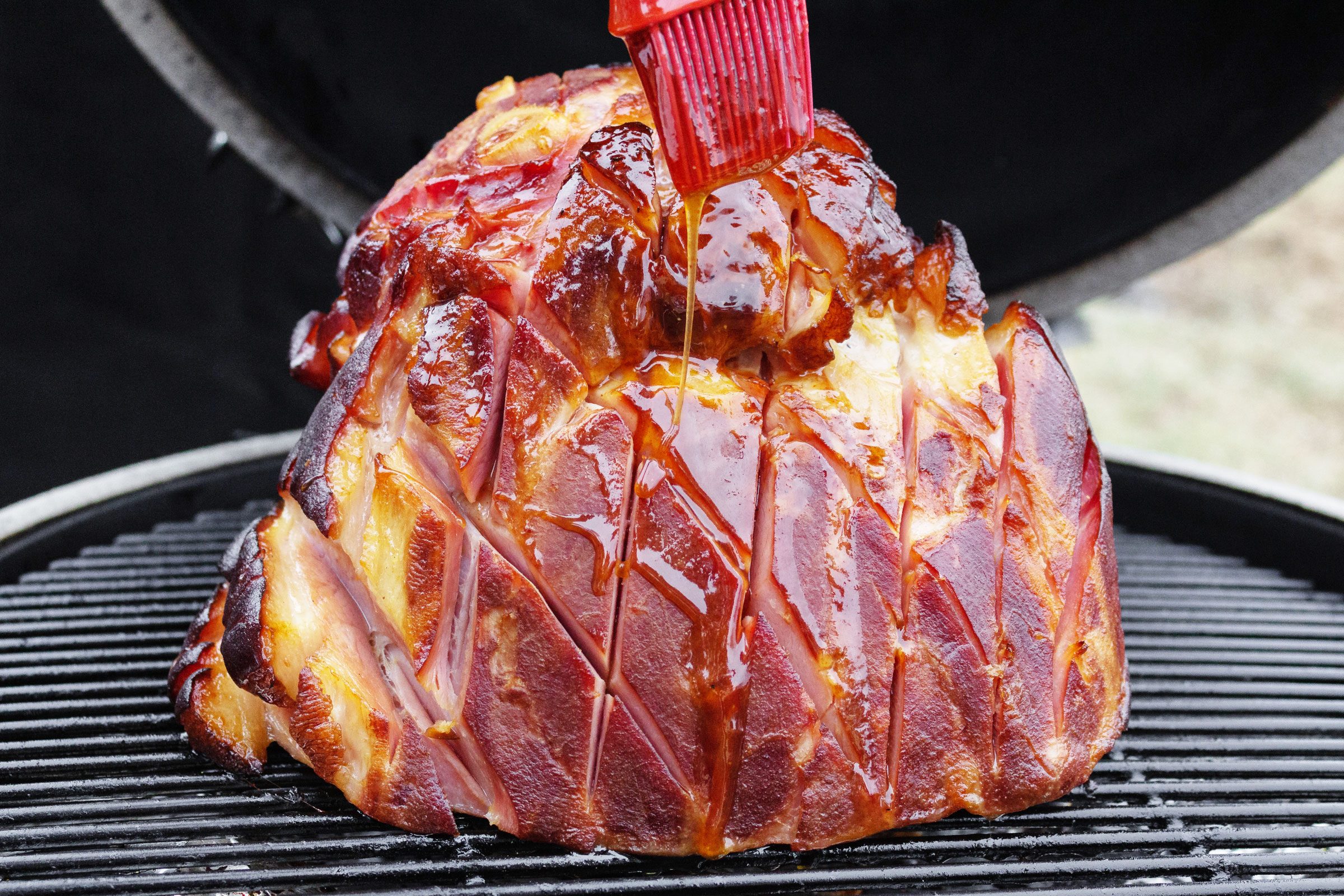 How To Cook A Smoked Ham - EverydayMaven™