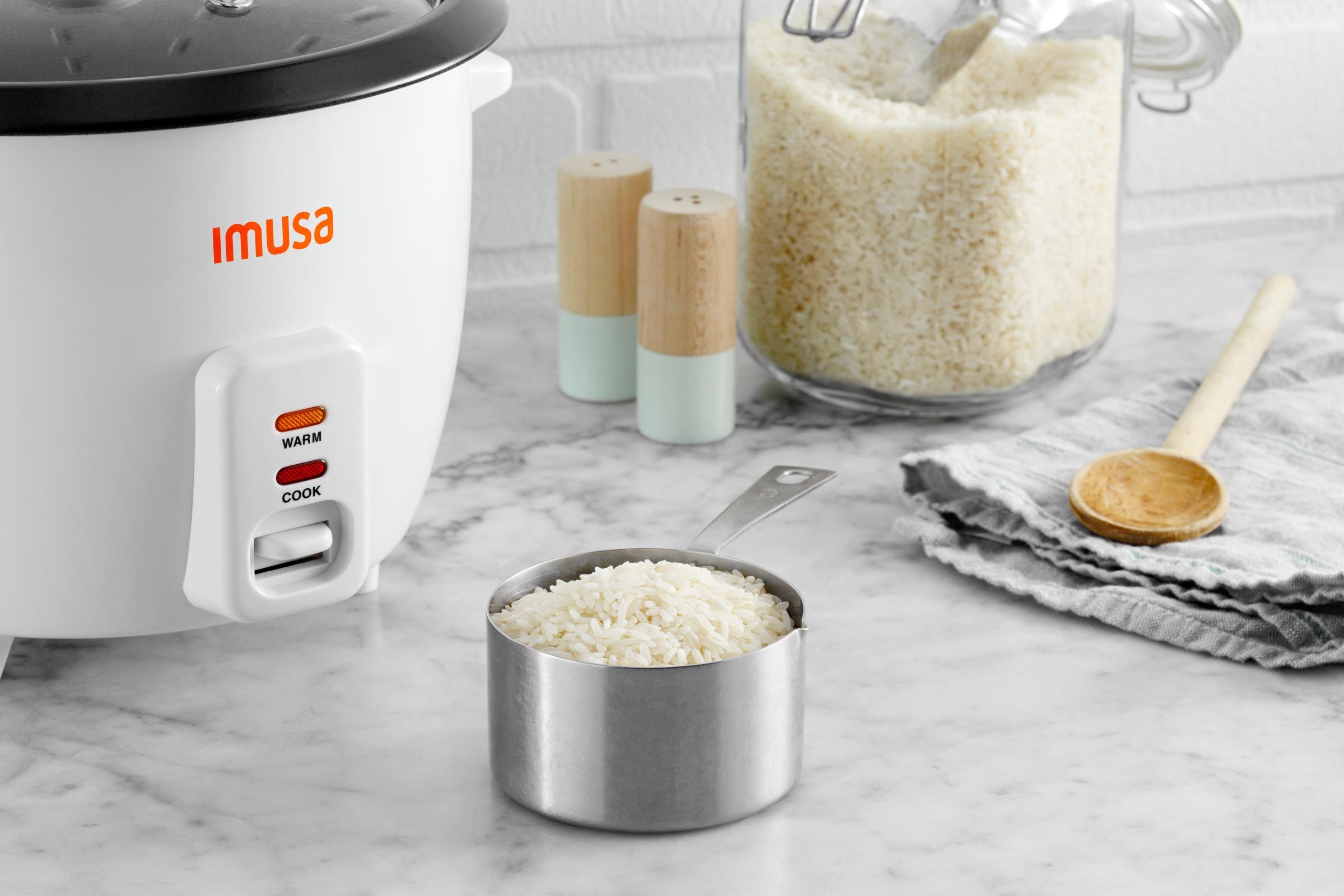 Professional Series 12 Cups Residential Rice Cooker in the Rice