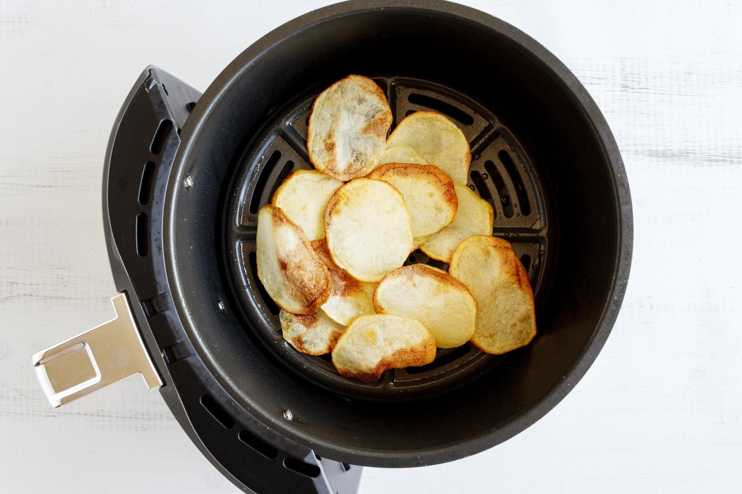 potato chips in an air fryer