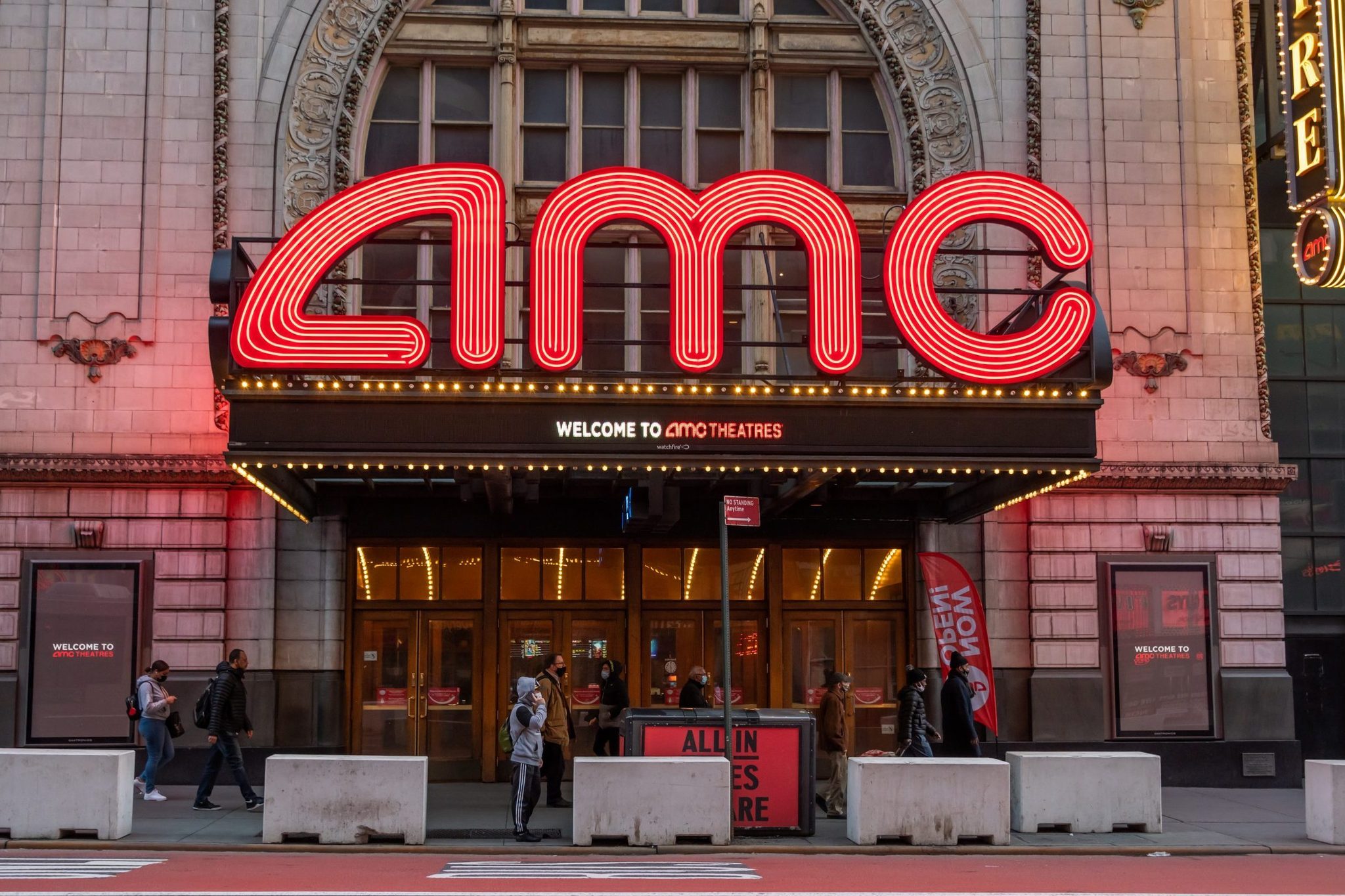 How to Get 5 Tickets with the AMC Tuesday Discount Taste of Home